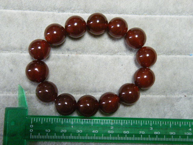 93017. onyx menou.. color stone approximately 13.5mm bracele stock disposal 