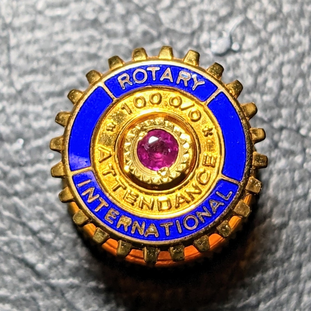 Yahoo!オークション - 希少レア 10金襟章 バッジ ROTARY Yahoo!オークション - 希少レア 10金襟章 バッジ ROTARY