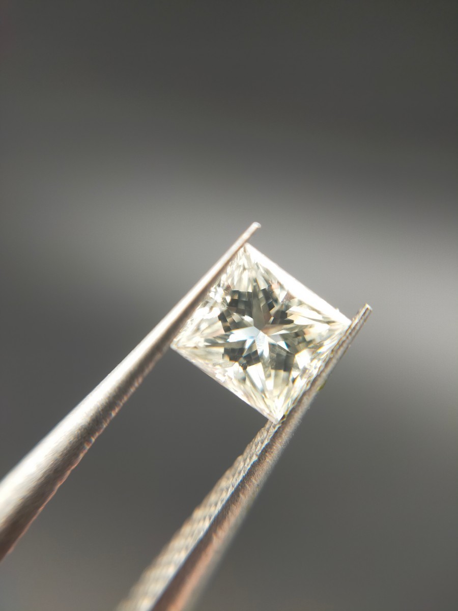 通販 人気】 0.5ct VSクラス プリンセスカット VS1 M 0.548ct 0.5