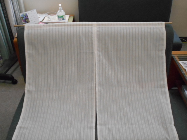 畳屋さん ☆縫製工場のハンドメイド☆　レースノレン　 130㎝丈　～ シンプルライン ～_88cm×130cmです。