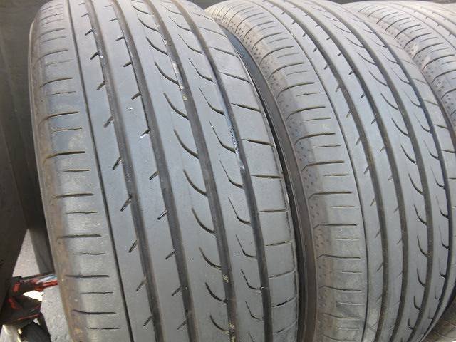 【X49】BluEarth RV02■215/60R16■4本即決_画像3