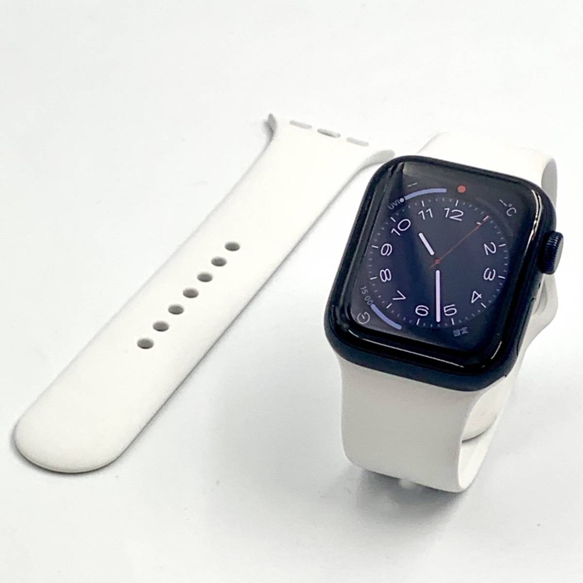 中古】Apple Watch SE 第2世代 40mm GPSモデル MNL83J/A ミッドナイトアルミニウムケース ホワイトスポーツバンド  JChere雅虎拍卖代购