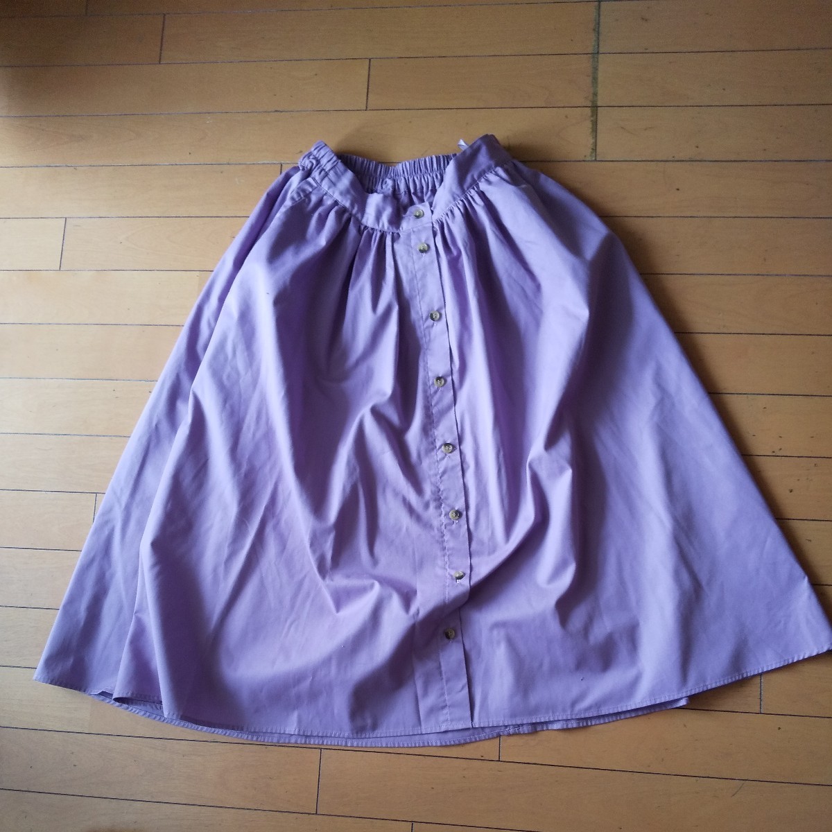 ★used★お買い得100円earthピンクパープルロングスカート フリーサイズ_画像2