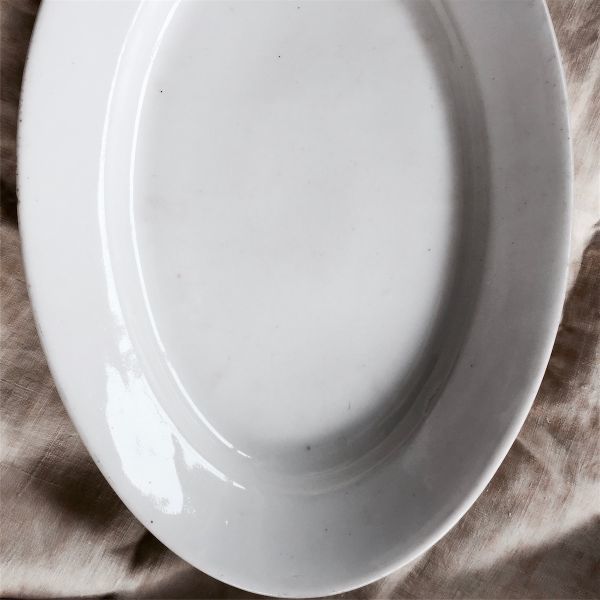 Xmas!sale 19世紀 1.2kg フランス porcelain de Paris 36c 重厚な白の集約とオーバル皿 白磁 プレート アンティーク ビストロ ヴィンテージ_画像4