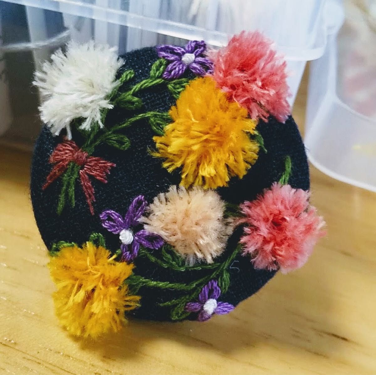 お花のブローチ ハンドメイド