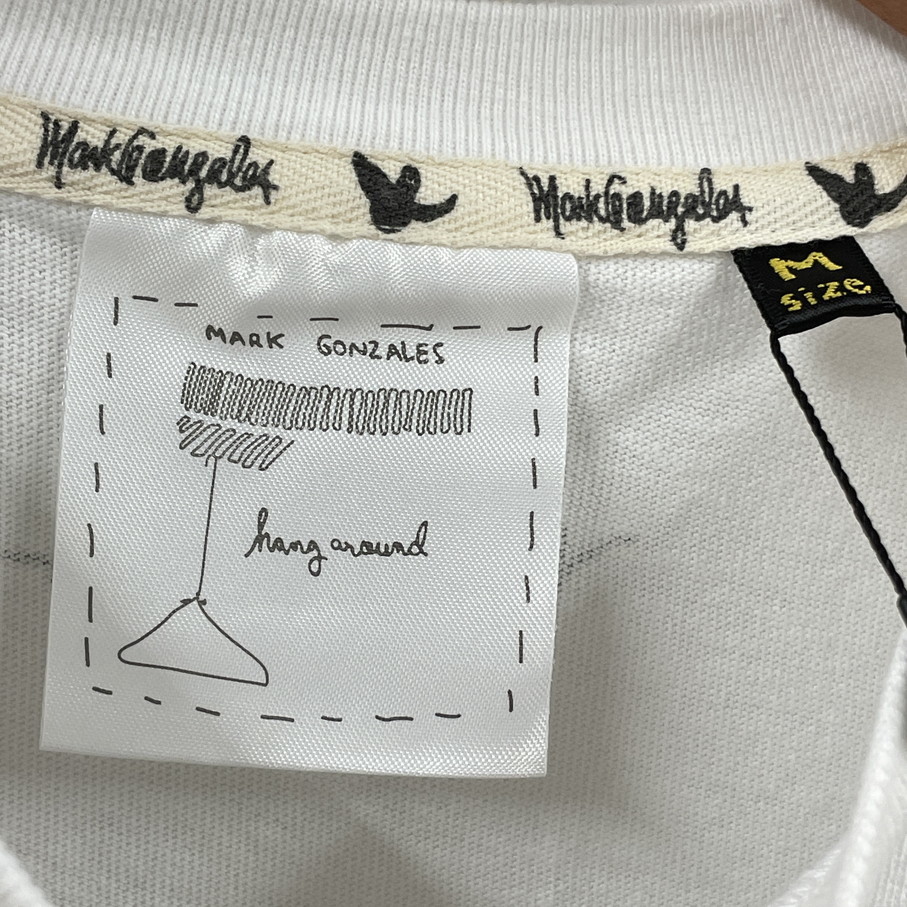 未使用品 /M/ Mark Gonzales ホワイト 半袖Tシャツ アウトドア スケボー タグ プリント 黒ロゴ メンズ レディース ゴンズ マークゴンザレスの画像5