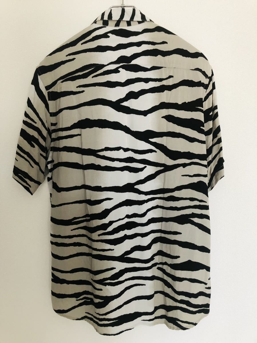 SUPREME 18SS tiger stripe rayon shirts 　M シュプリーム　タイガーストライプ　レーヨンシャツ　オープンカラーシャツ　タイガー　総柄