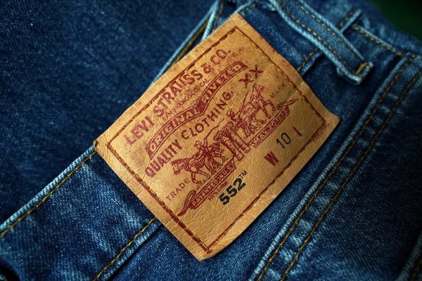 ◆90年代 オーストラリア製◆Levi's リーバイス 552 デニムパンツ ジーンズ◆_画像3