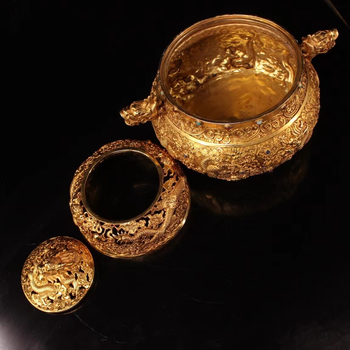 清 古銅彫 流金 龍紋浮彫 細工香炉 宝石嵌 置物』極細工 骨董品 清 古銅彫 流金 龍紋浮彫 細工香炉 宝石嵌 置物』極細工 骨董品