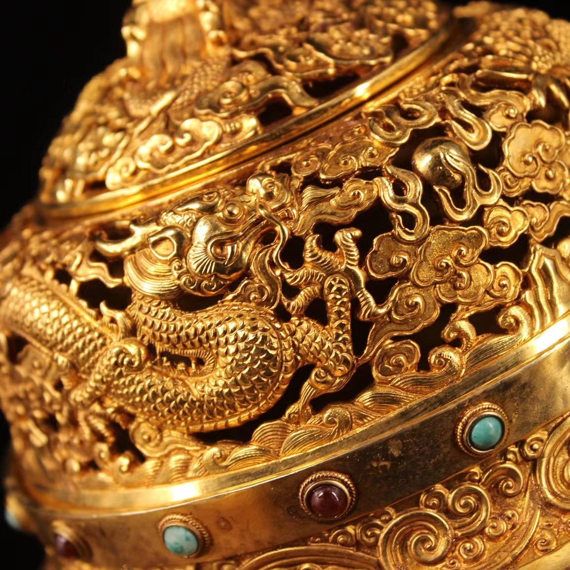 清 古銅彫 流金 龍紋浮彫 細工香炉 宝石嵌 置物』極細工 骨董品 清 古銅彫 流金 龍紋浮彫 細工香炉 宝石嵌 置物』極細工 骨董品