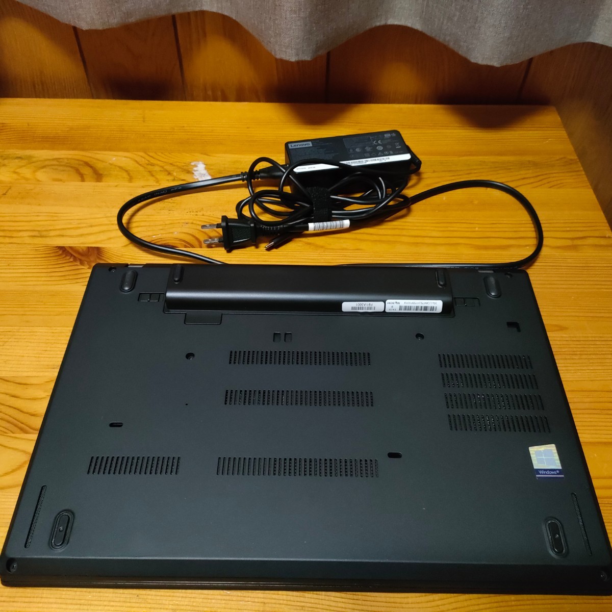 メモリ8GB Lenovo Thinkpad T480 i5-8350u FullHDタッチパネル