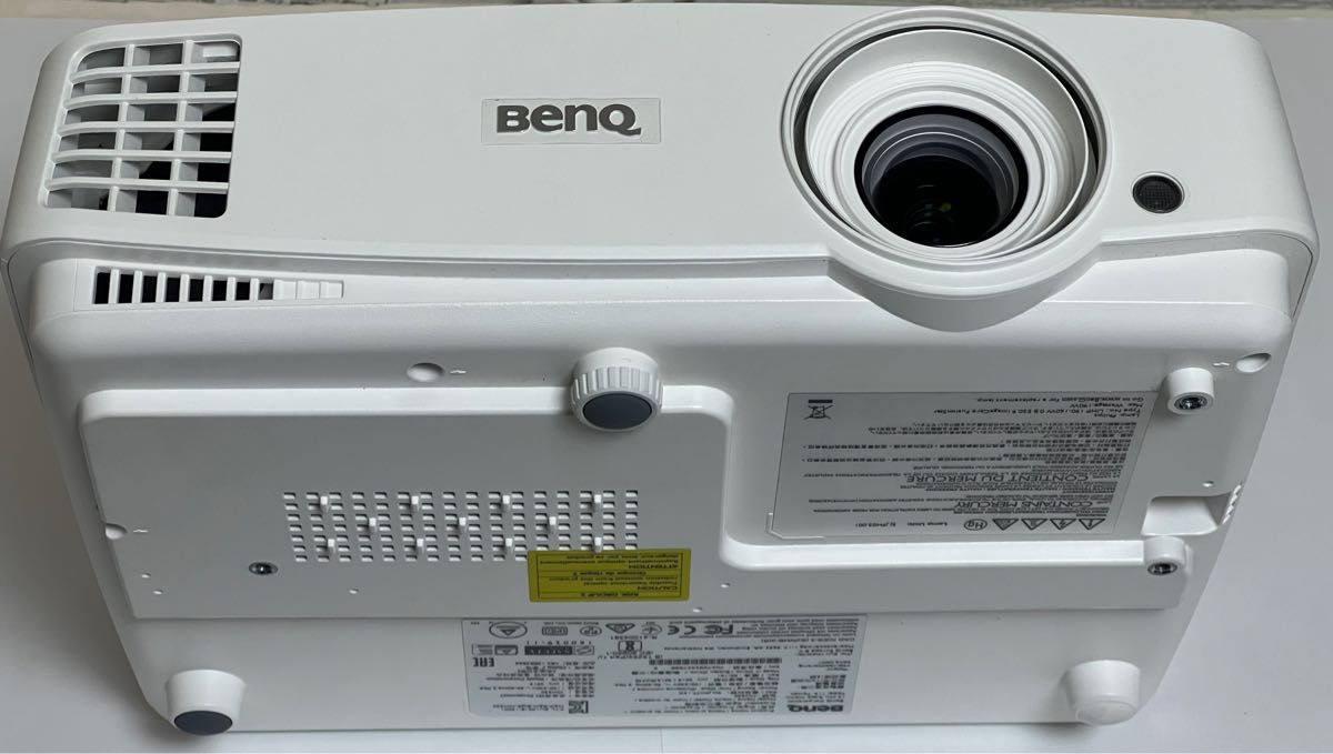 BenQ HDMI端子 高輝度 フルHD DLPプロジェクター　mh530