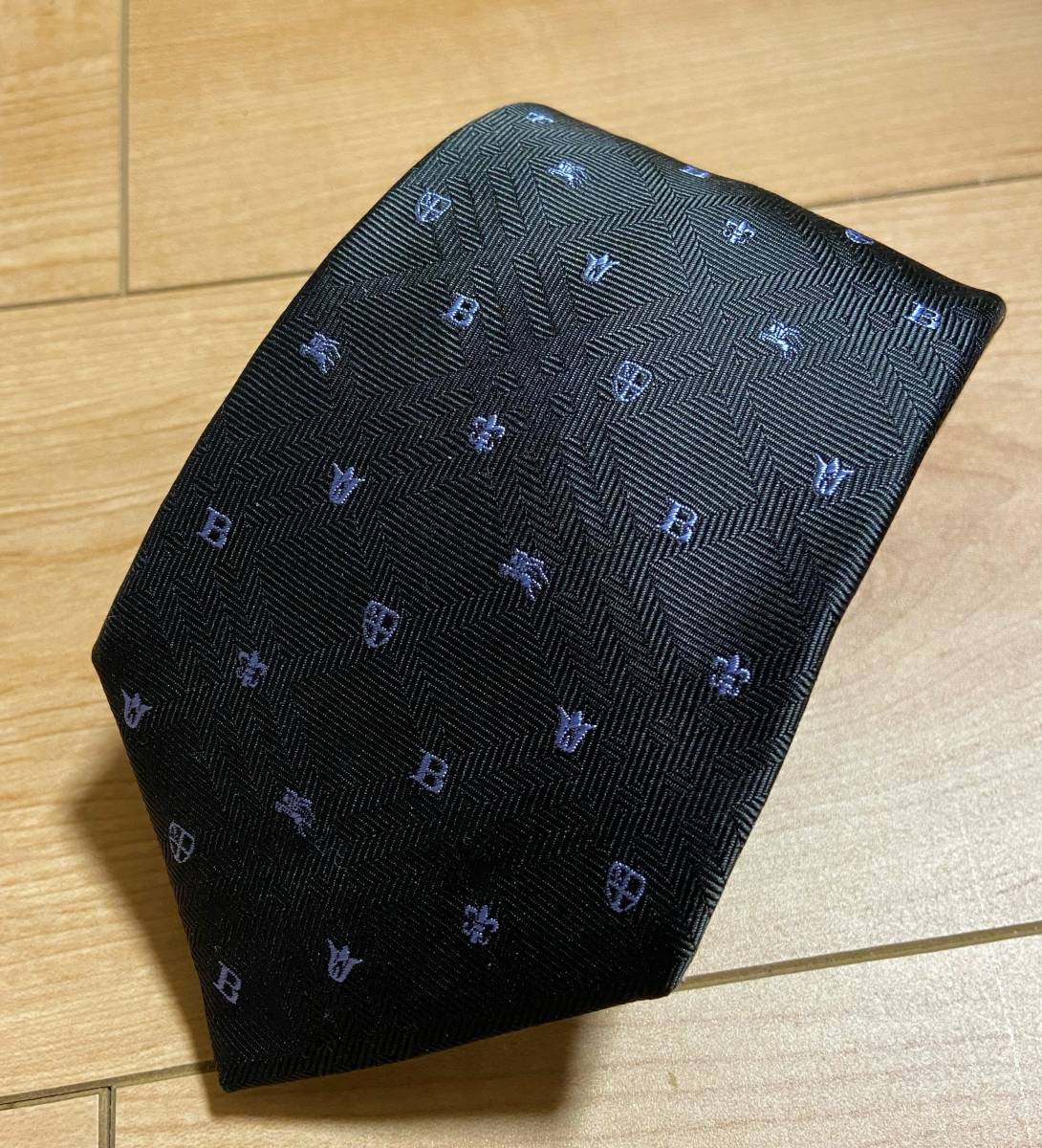 美品 バーバリーブラックレーベル モノグラム ネクタイ BURBERRY BLACK LABEL_画像1