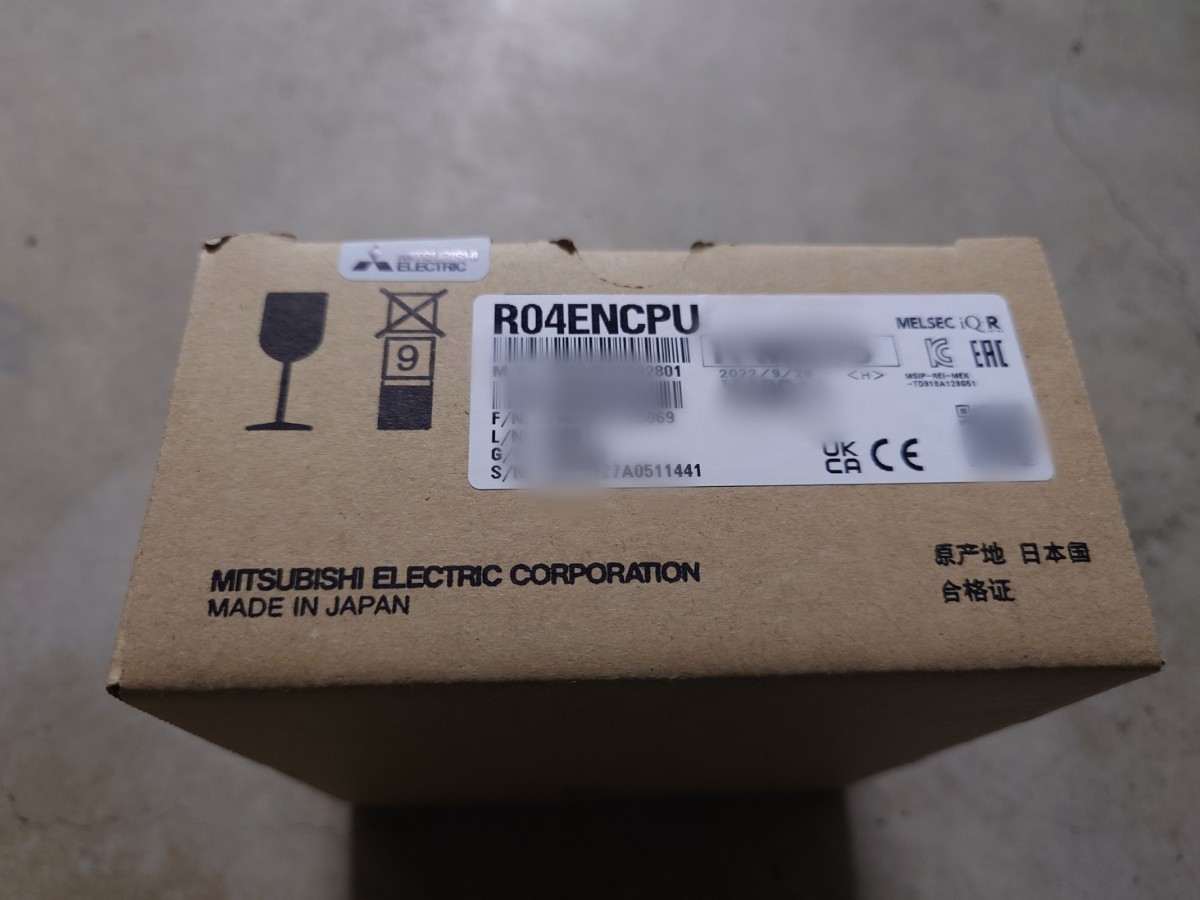 送料込【新品・未開封】R04ENCPU iQ-R CC-Link内蔵シーケンサCPU