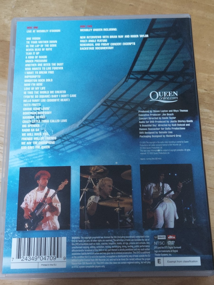 中古DVD2枚組　QUEEN　LIVE　WEMBLEY STADIUM　ライヴ・アット・ウェンブリー_画像2