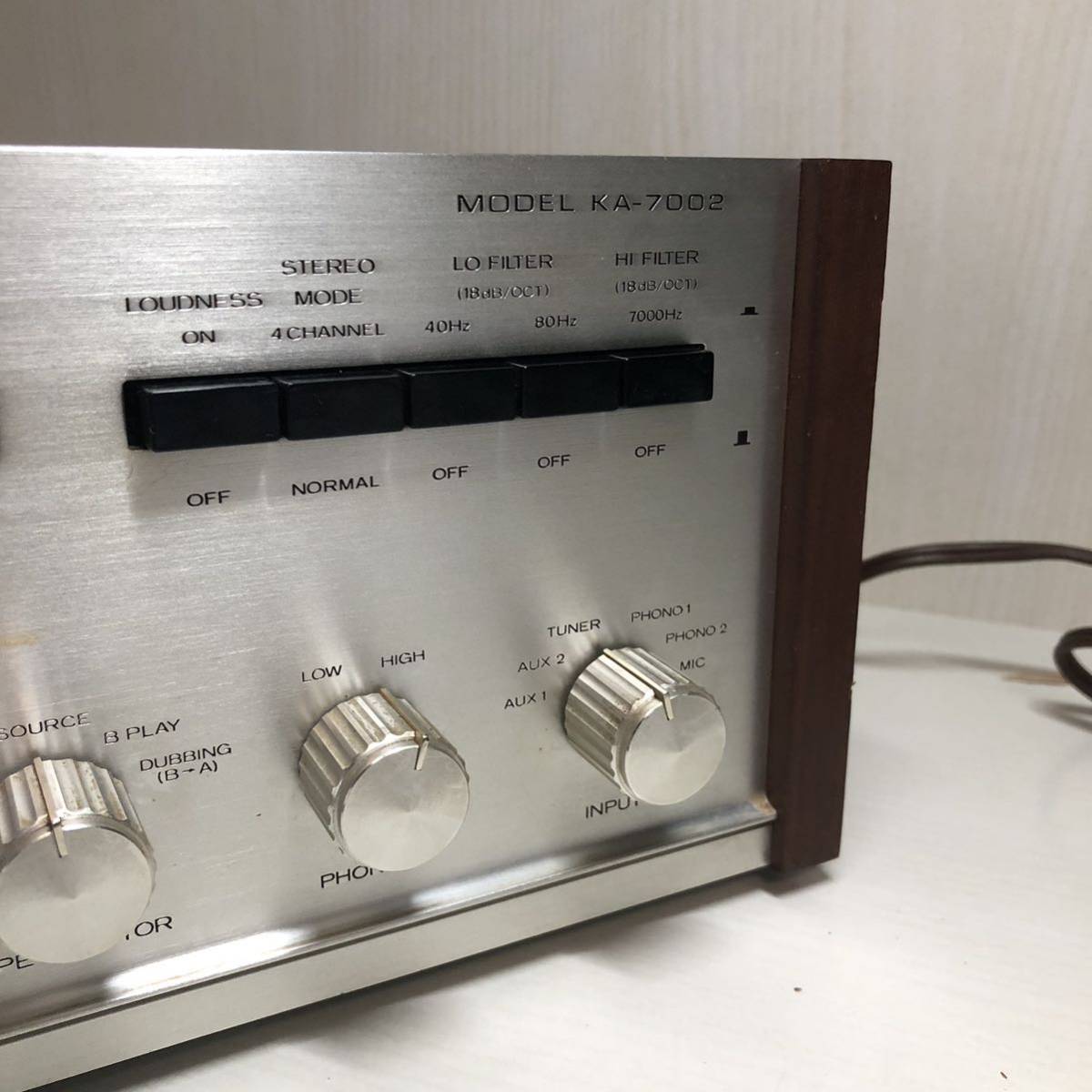 【G-132】通電確認済みTRIO トリオKA-7002 プリメイン アンプ ケンウッド KENWOOD 音響機材 現状品_画像4