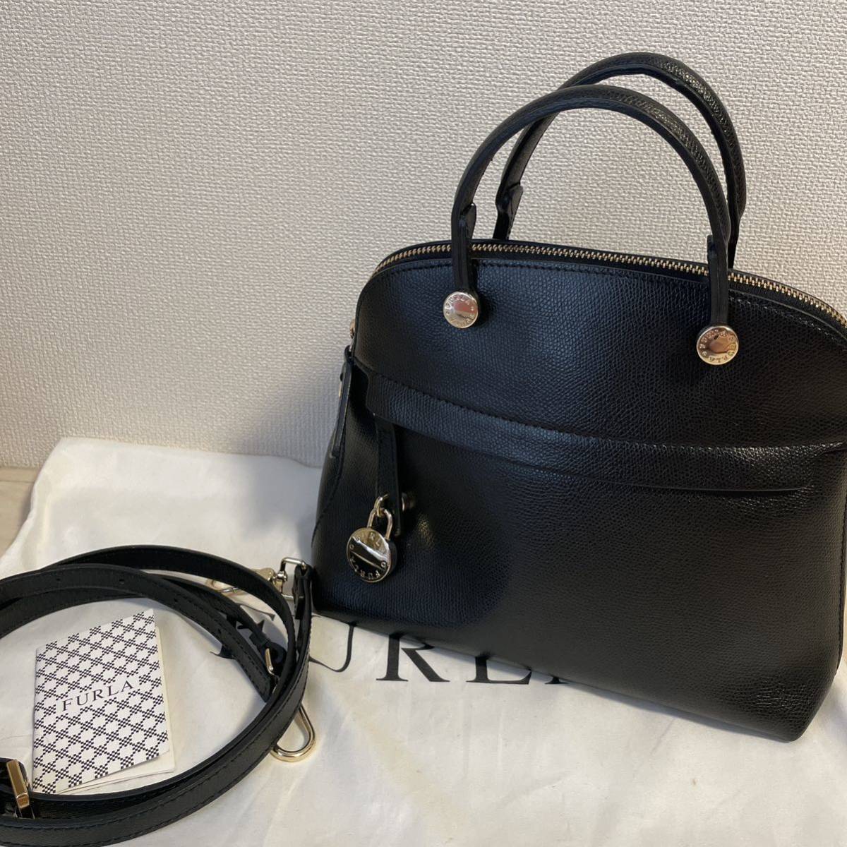 美品 FURLA パイパー 2way Sサイズ フルラ ショルダーバック ブラック