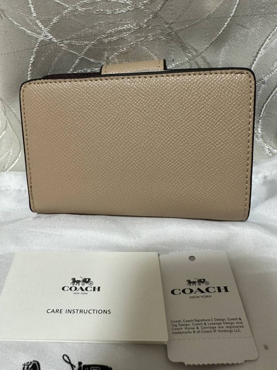 COACH コーチ 二つ折り ホワイト - 折り財布