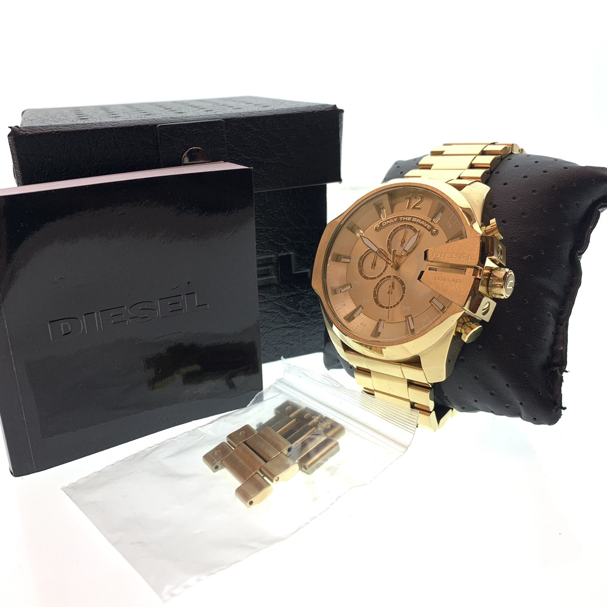 ●DIESEL ディーゼル 腕時計 ウォッチ MEGA CHIEF メガチーフ CHRONOGRAPH クロノグラフ オールゴールド 金色 DZ4360 104