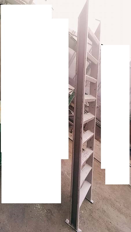  iron made stair ① length 2470. width 695. floor step tanker middle two floor iron . warehouse junk receipt limitation (pick up) 