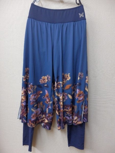 081L07◇welcomfo◇Chacott◇レイヤードガウチョパンツ◇藍花柄◇L