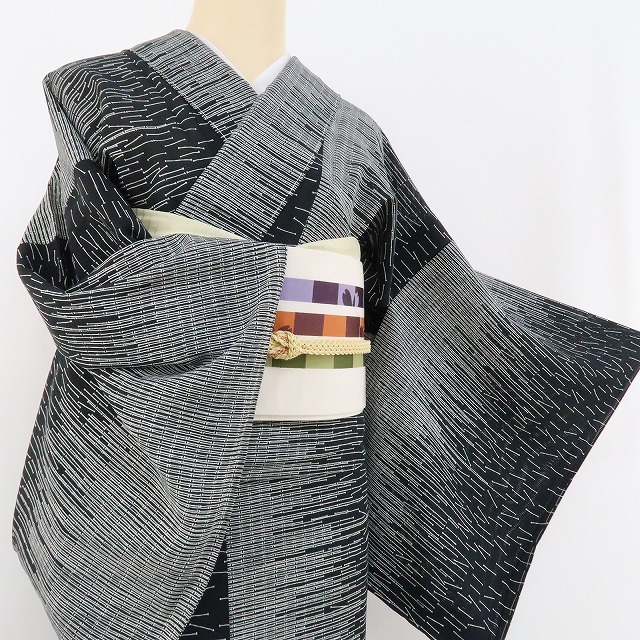 ゆめsaku2 新品 絽 夏着物 仕付け糸付 正絹“磁石のように引き寄せあう