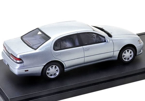 ハイストーリー 1/43 トヨタ アリスト 3.0V (JZS147) 1994 後期型 シルバーメタリック (HS318SL)_画像3