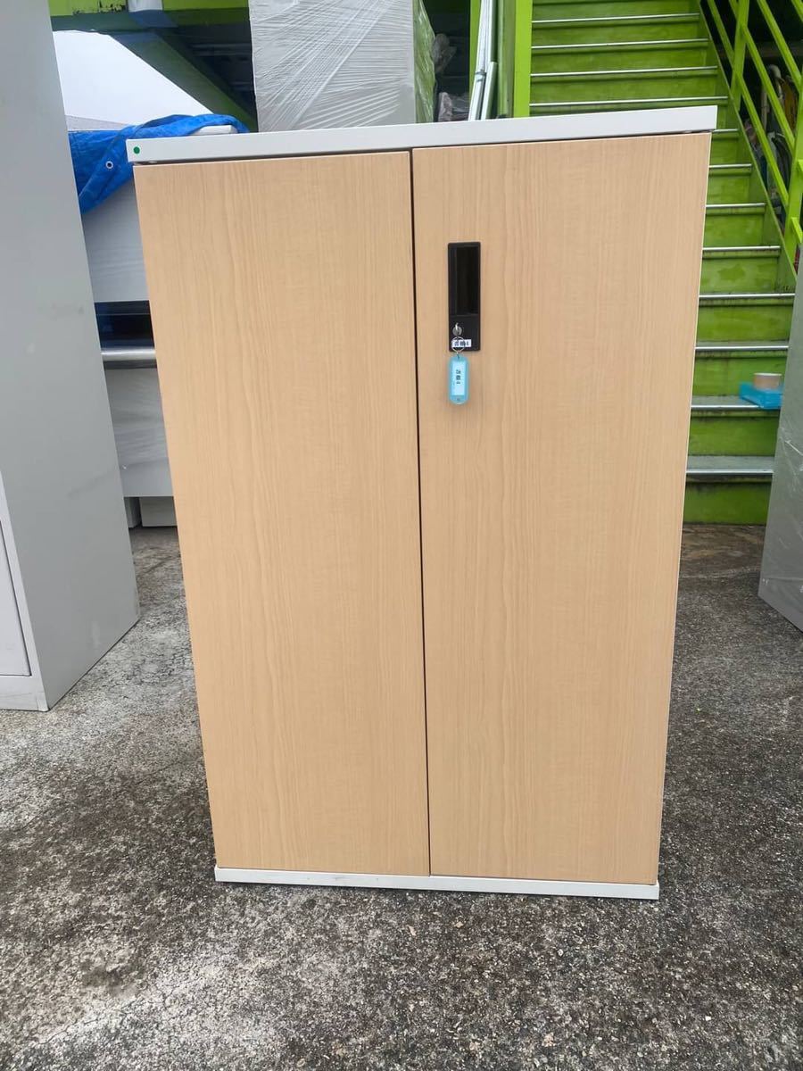 最大の割引 PLUS ○D8292 プラス 保管庫 木目 キャビネット 45X70X110○ 書類収納 キャビネ 最大の割引 PLUS ○D8292 プラス 保管庫 木目 キャビネット 45X70X110○ 書類収納 キャビネ