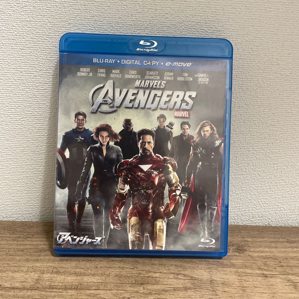 BD アベンジャーズ (デジタルコピー＆e-move付き) (Blu-ray Disc) [ブエナビスタホームエンターテイメント]