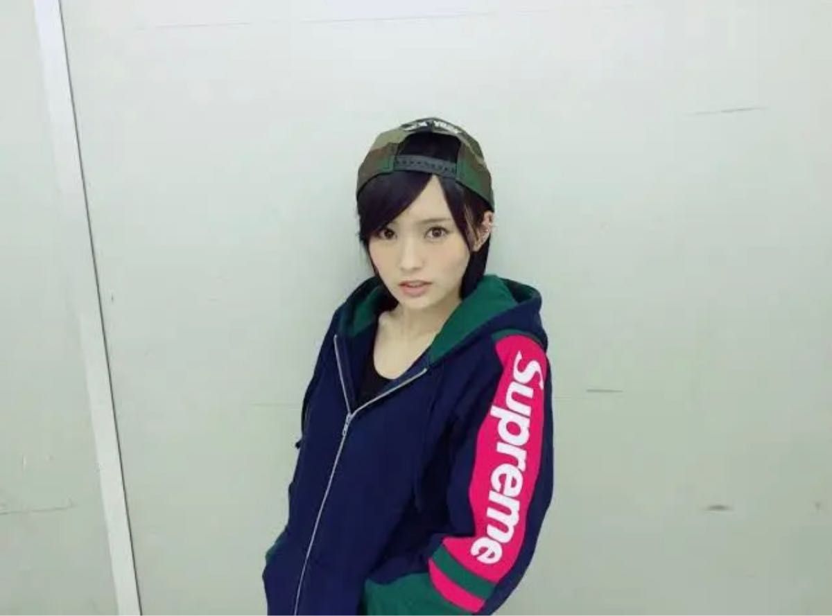 Supreme 袖ロゴ パーカー 山本彩 サイドロゴ S