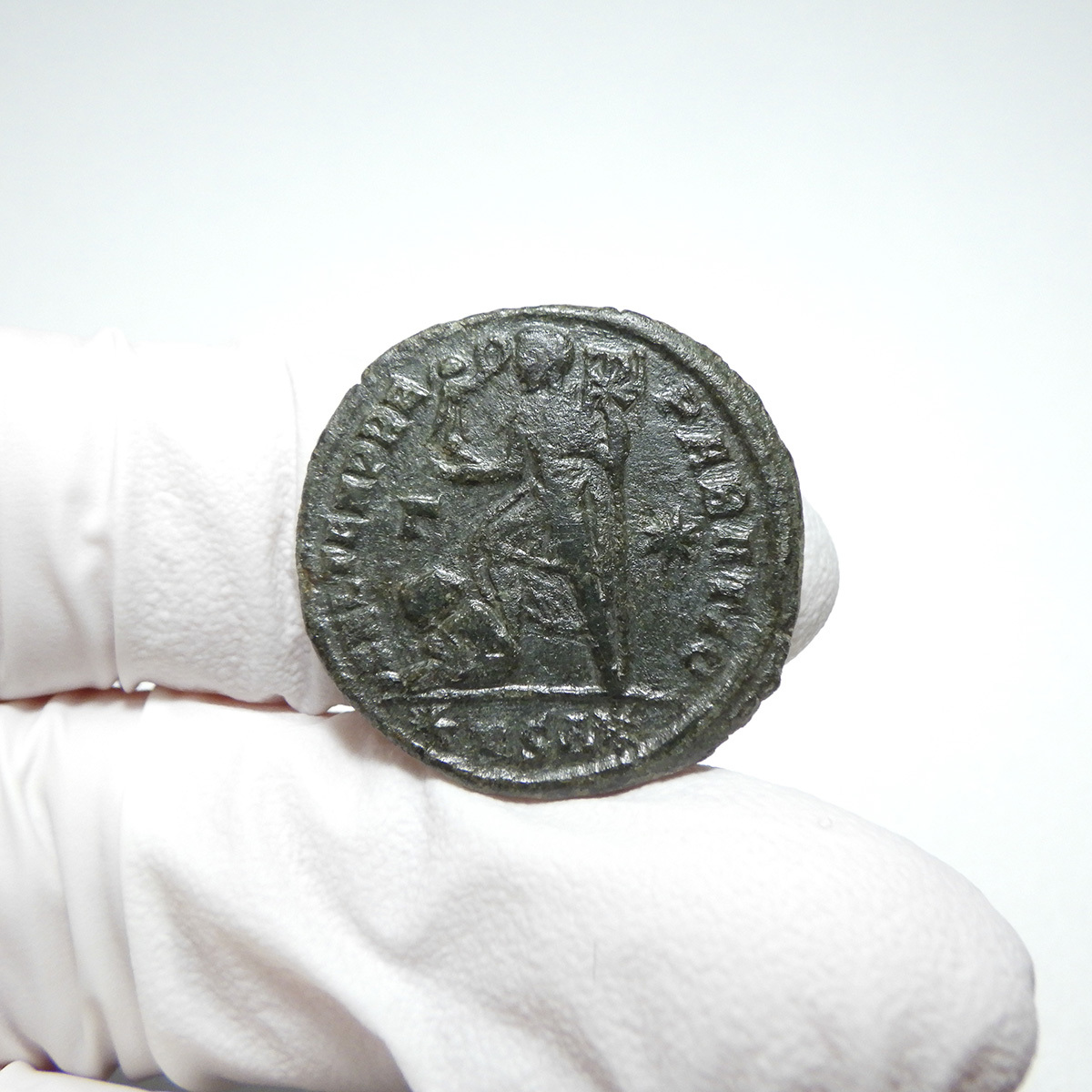 【古代ローマコイン】Constantius II（コンスタンティウス2世）クリーニング済 ブロンズコイン 銅貨 フォリス(gBSG7YT5Ek)_画像6