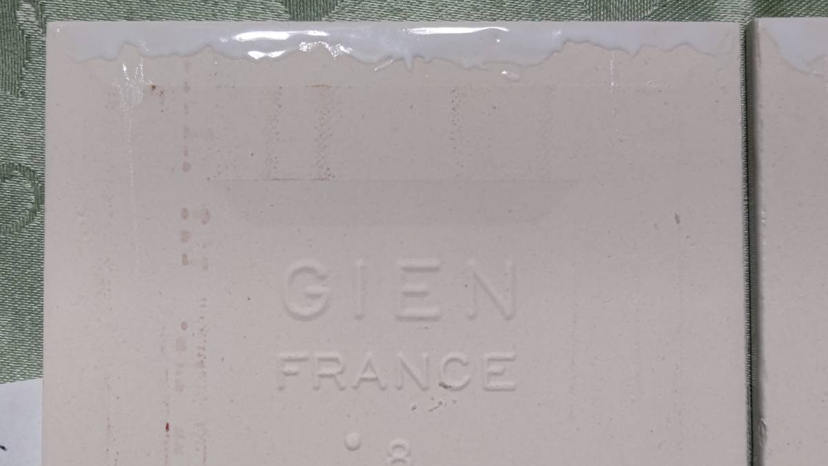 C ヴィンテージ フランス製 GIEN FRANCE ジアン 絵付けタイル（10.8×10.8×0.55㎝）2枚（バラ）セット