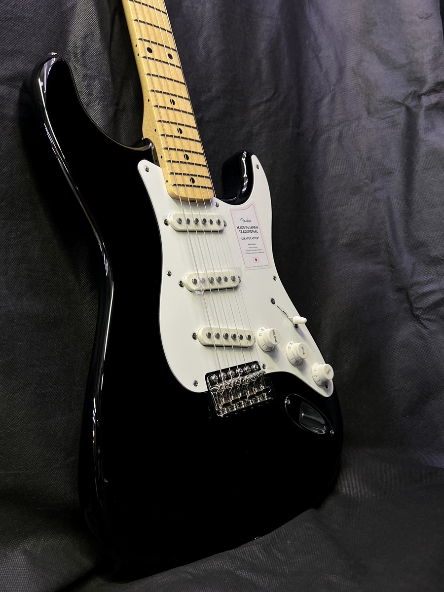 ストラトキャスター Fender Made In Japan Traditional II 50S STRAT MN BLK