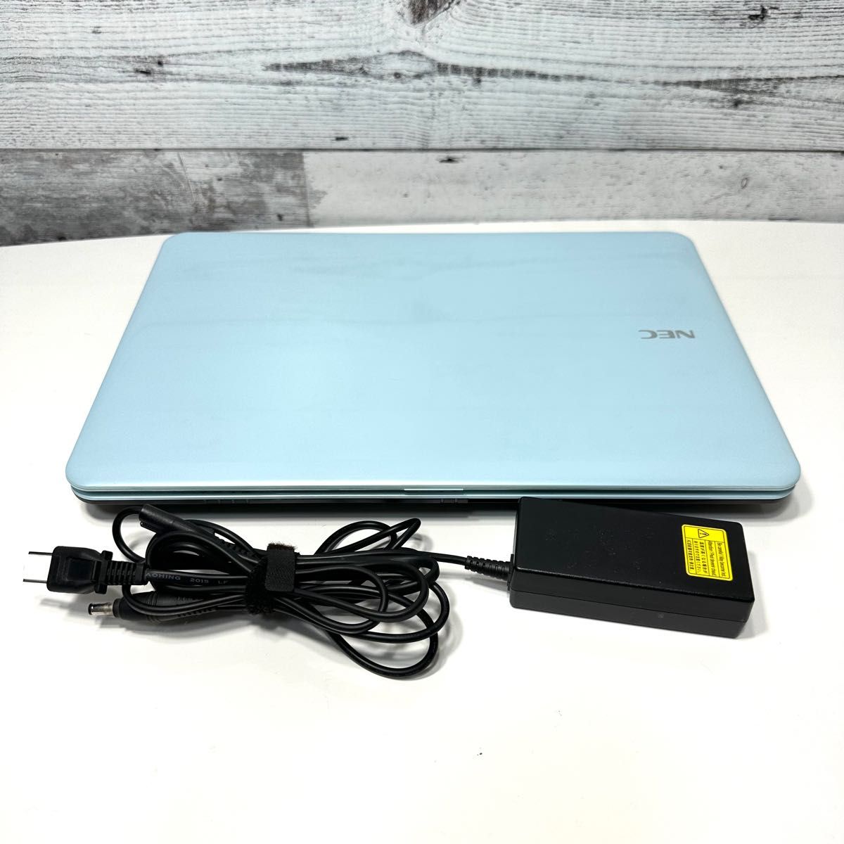 かわいい 水色 すぐ使える 初心者におすすめ ノートパソコン カメラ付 NEC Windows 設定済 Corei5 新品SSD かわいい 水色 すぐ使える 初心者におすすめ ノートパソコン カメラ付 NEC Windows 設定済 Corei5 新品SSD