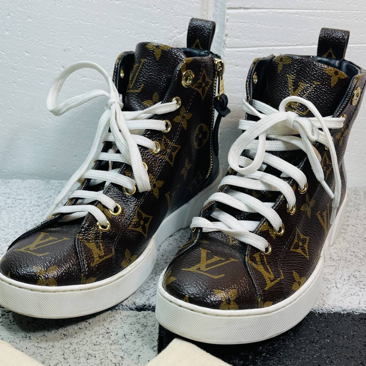 Louis Vuitton ルイ・ヴィトン スニーカー 美品 ハイカットスニーカー