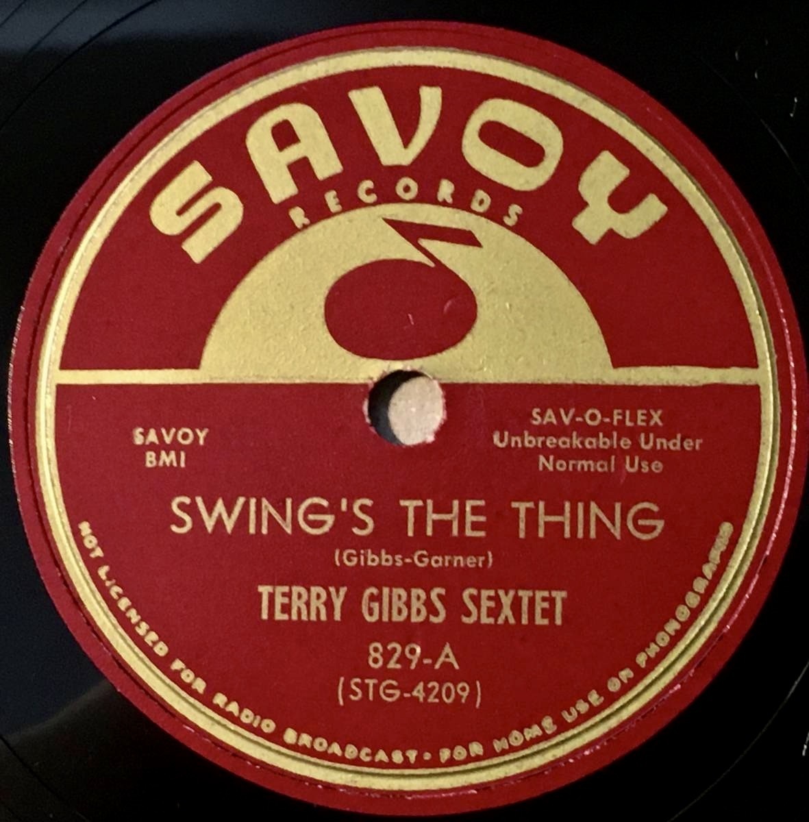 TERRY GIBBS SEXTET w HAL McKUSICK SAVOY Swing’s The Thing/ Begin The Beguine_画像1
