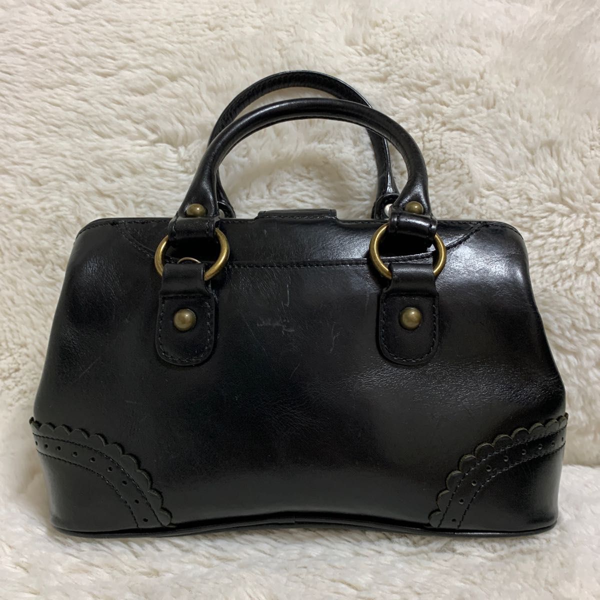 美品】アナスイ ボストンバッグ ハンドバッグ ドクターバッグ 黒 美品】アナスイ ボストンバッグ ハンドバッグ ドクターバッグ 黒