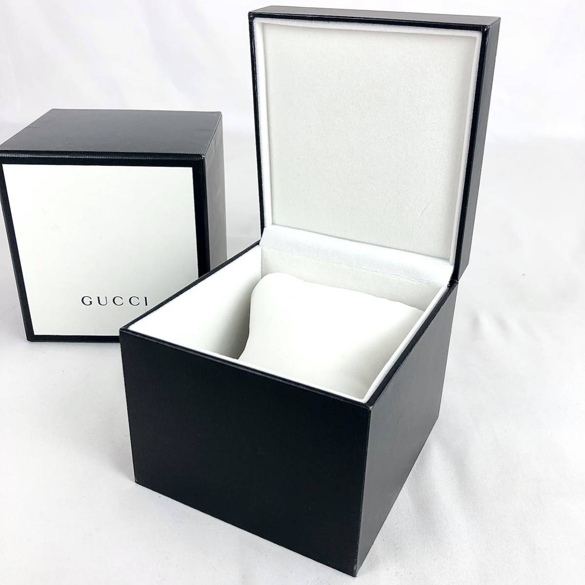 GUCCI グッチ 時計ケース 白×黒 BOX 時計 ケース 空箱 箱 ハイブランド