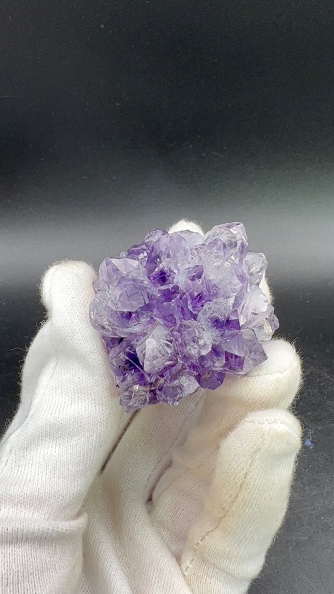 アメジストクラスター 5 4kg 希少 美結晶 極美濃紫｜PayPayフリマ