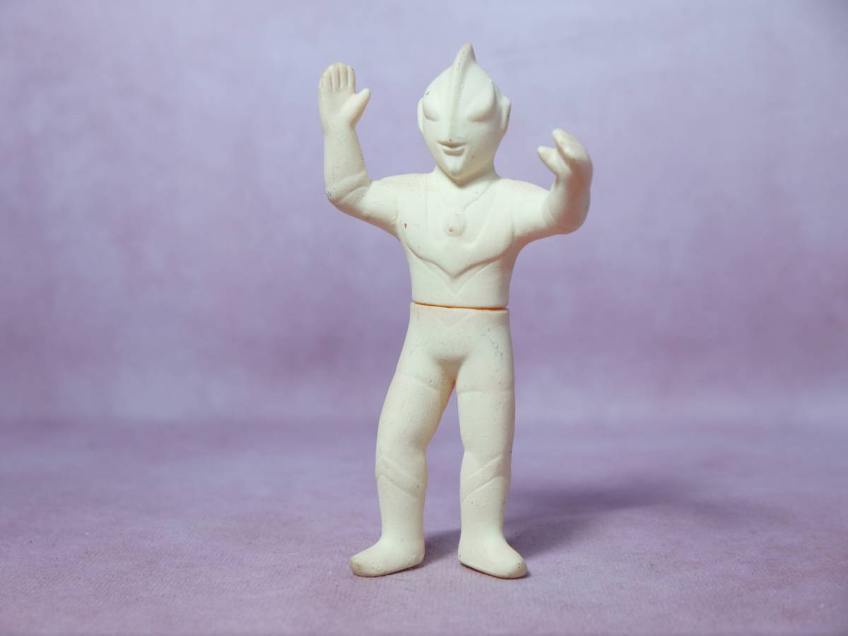 M1号 ニセウルトラマン 蓄光 ソフビ 全高12センチ | anjale.lk