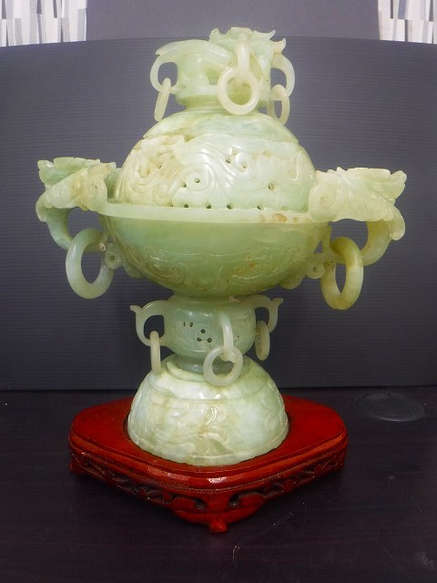 B0601】 中国工芸美術 岫玉 玉香炉 細密透彫細 古美術品-