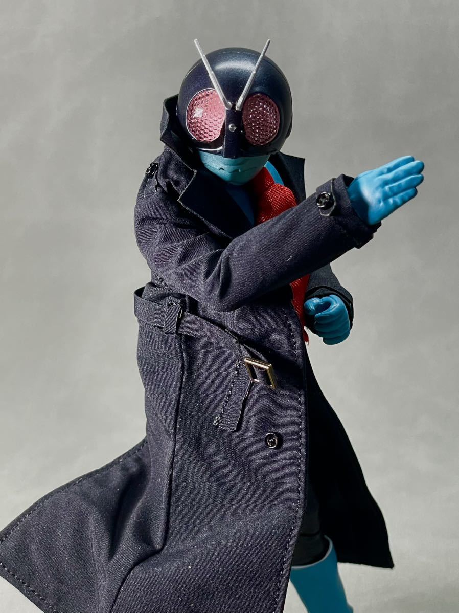 1/12スケール服 コート シン仮面ライダー旧1号 黒色 MW62P 1/12スケール服 コート シン仮面ライダー旧1号 黒色 MW62P