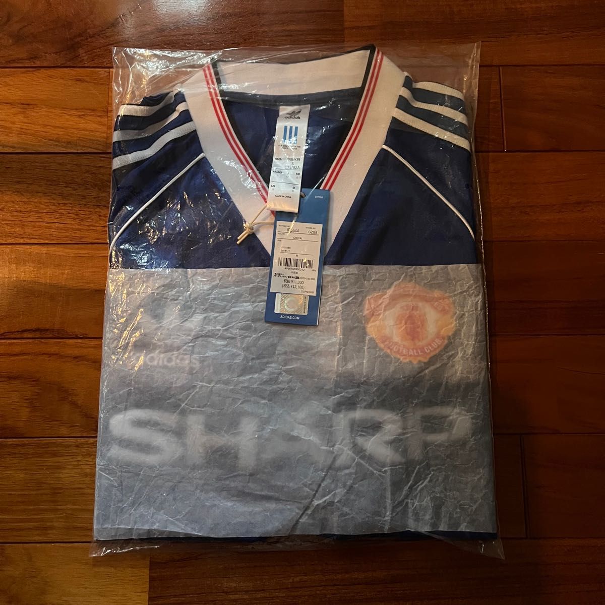 新品 JP Mサイズ adidas x Manchester United 復刻 ユニフォーム 新品 JP Mサイズ adidas x Manchester United 復刻 ユニフォーム