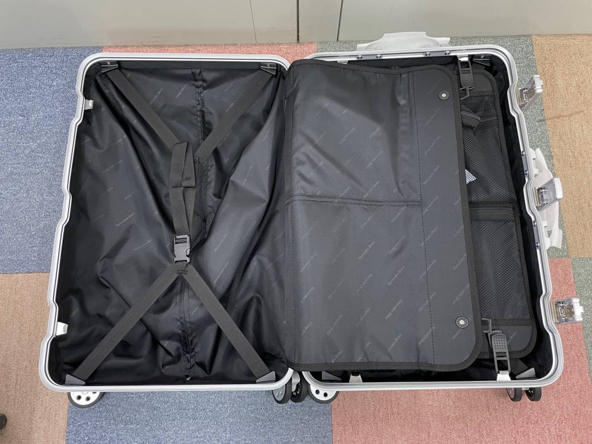 新品未使用 メルセデスベンツ オリジナルアルミスーツケース TSA