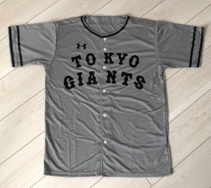 巨人 2 種類 セット 復刻 ユニフォーム UNDER ARMOUR グレー 1936 クリーム 1989 G 東京 読売 ジャイアンツ プロ 野球 NPB 好きに も _画像2