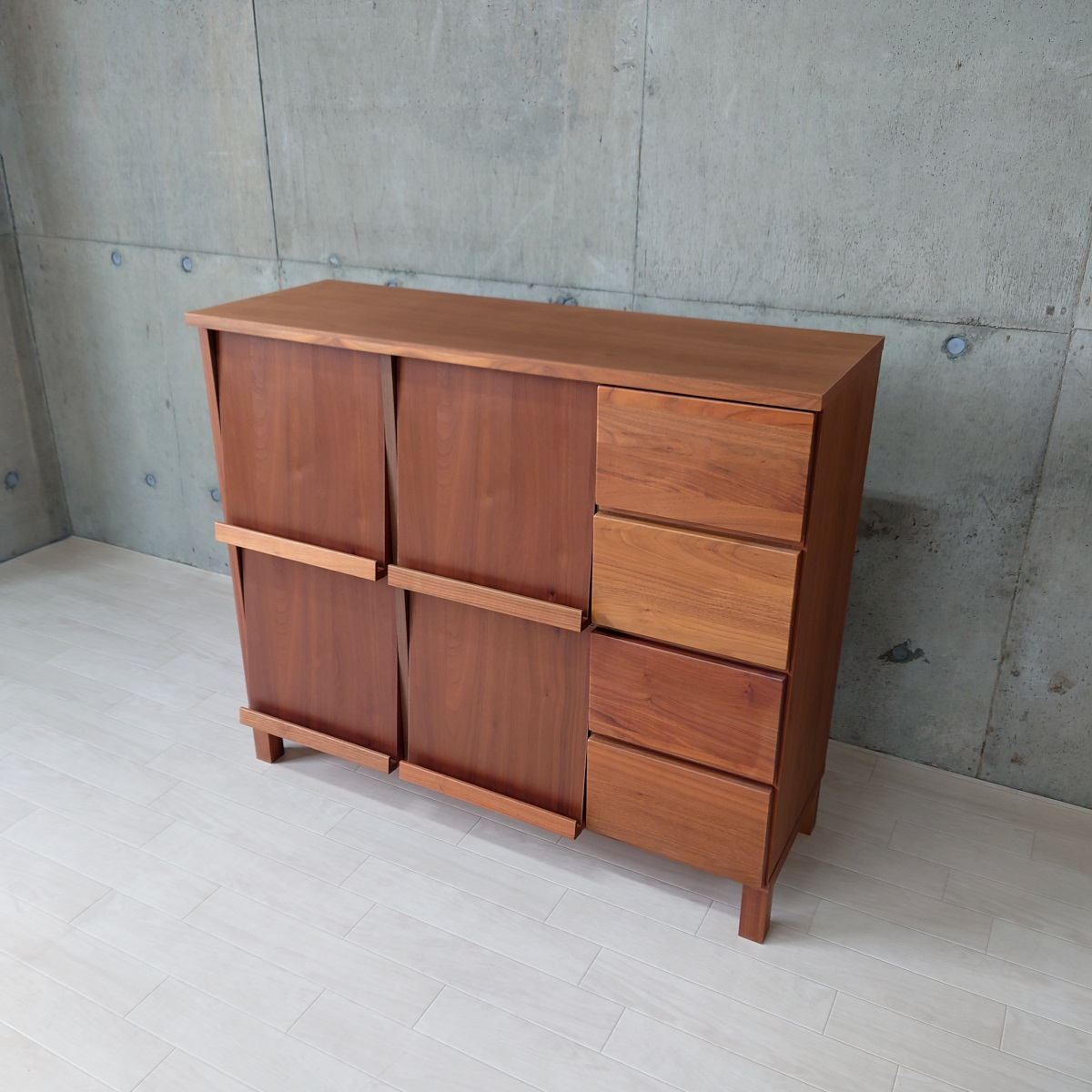 美品!!】展示品 30%オフ サイドボード キャビネット ウォールナット