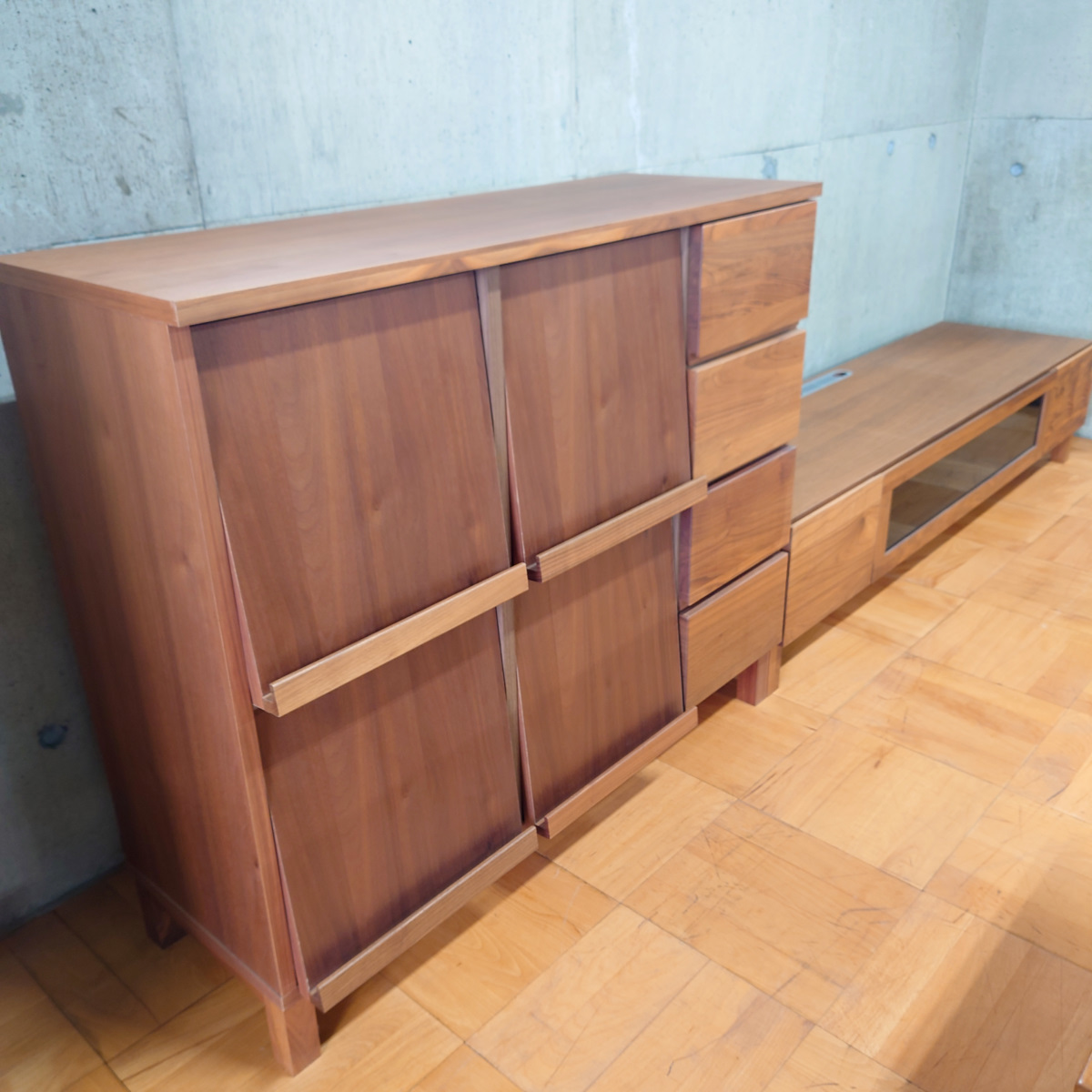 美品!!】展示品 30%オフ サイドボード キャビネット ウォールナット