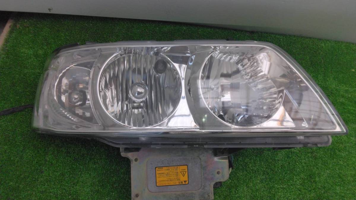  Nissan Laurel GF-GNC35 original right head light headlamp HID xenon ballast STANLY P0479 coating settled lighting has confirmed C35 HC35