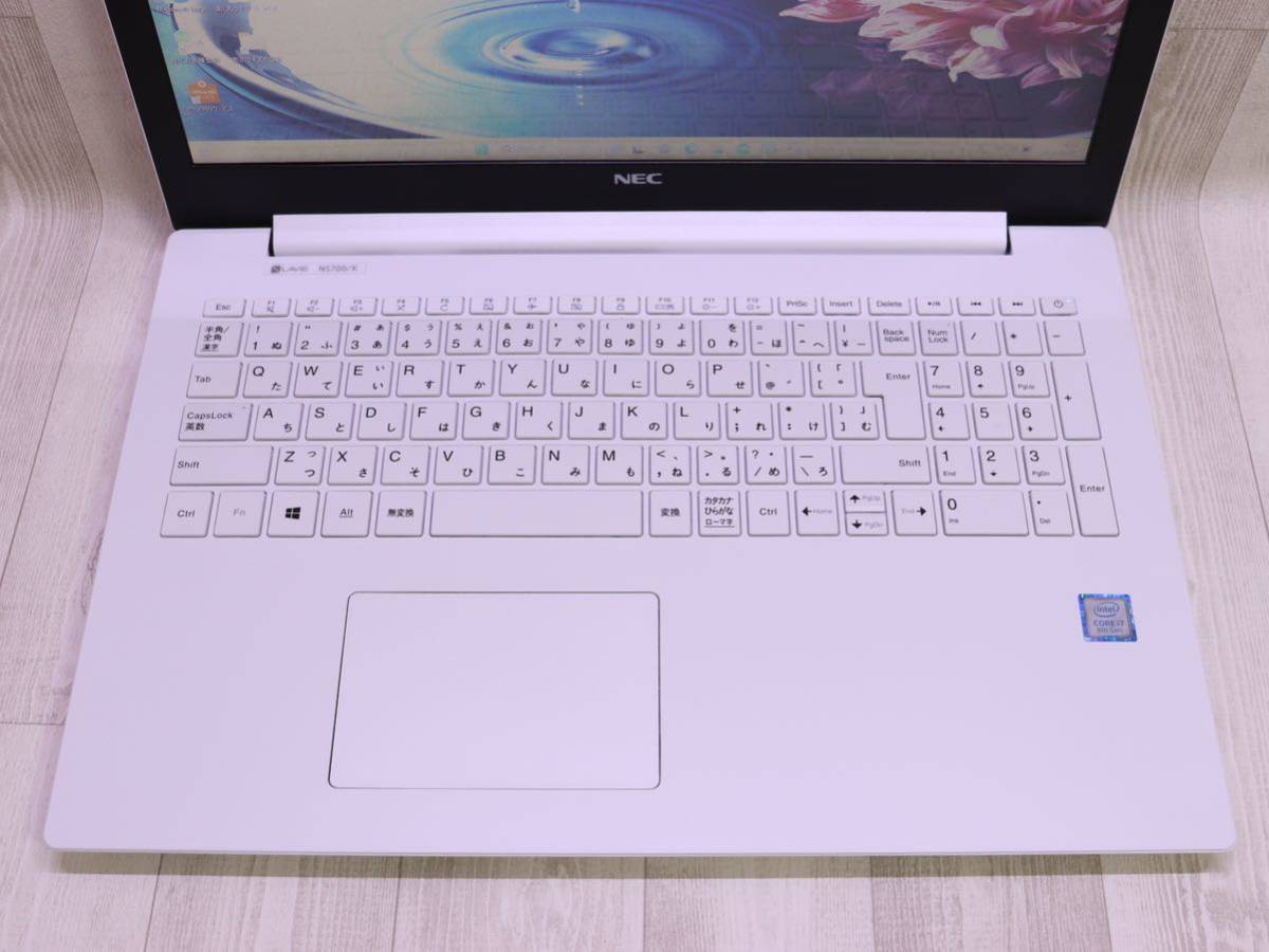 NEC LAVIE Note Standard NS700/KAW [Intel Core i7 -8550U/新品SSD