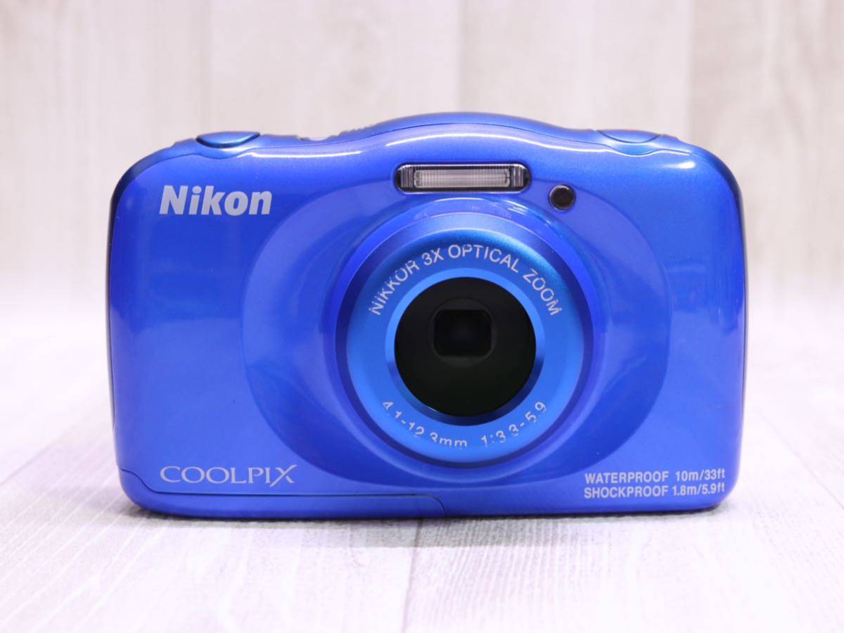 9. NIKON COOLPIX W100・ブルー ・ 2.7型・約1317万画素・光学3倍